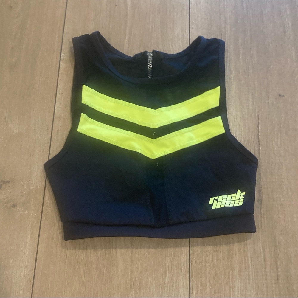 Y&R Crop top size XS